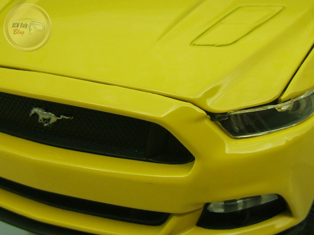 Maisto 118 - Ford Mustang 2015 - Yellow - 16