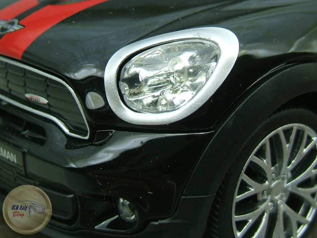 mini-cooper-paceman-jcw-black-16