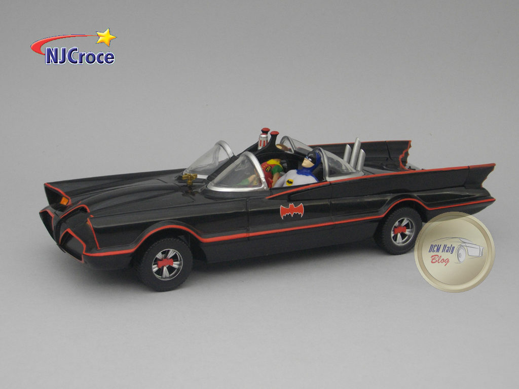 batmobile-1966-black-01