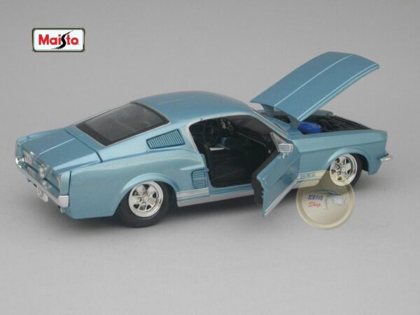 Ford Mustang GT (1967) 1:24 Maisto
