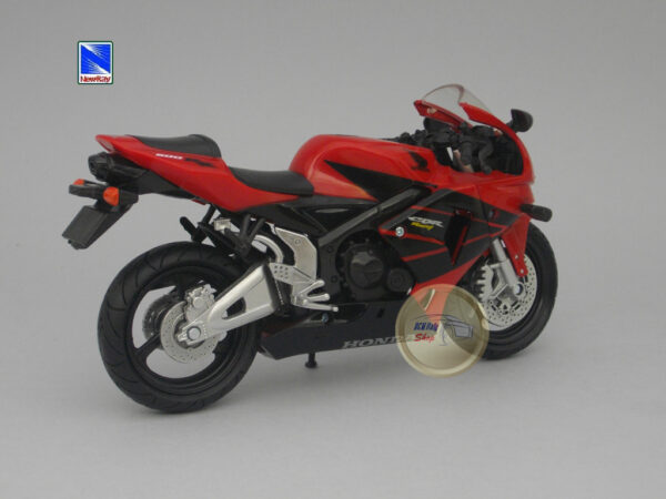 Honda CBR 600 R 1:12 New Ray