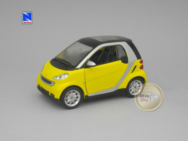 Smart For Two 1:24 New Ray