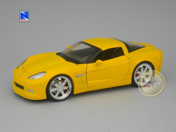 Chevrolet Corvette Grand Sport (2010) 1:24 New Ray