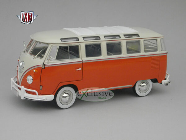 Volkswagen Microbus De Luxe (1960) U.S.A. 1:24 M2 Machines