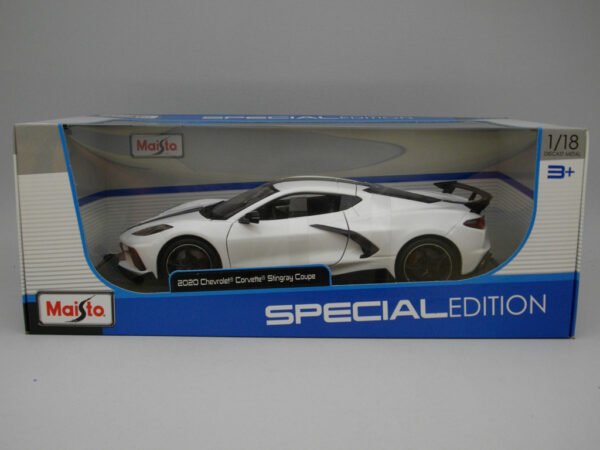 Chevrolet Corvette Stingray (2020) 1:18 Maisto