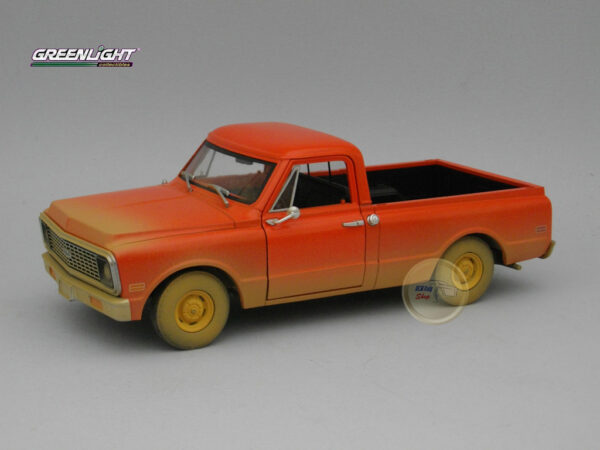 Chevrolet C-10 (1971) “Groundhog Day” 1:24 Greenlight