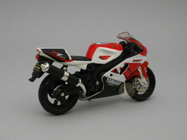 Yamaha YZF-R7 1:18 Burago