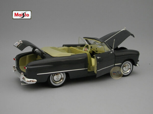 Ford Convertible (1949) 1:18 Maisto