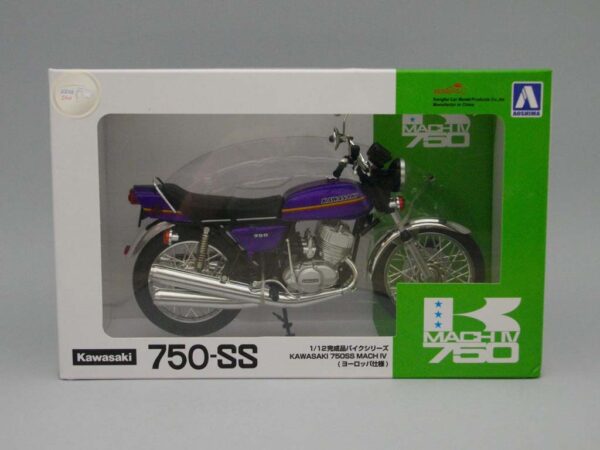 Kawasaki 750ss Mach IV 1:12 Aoshima