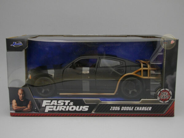 Dodge Charger Heist Car 1:24 Jada Toys