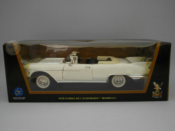 Cadillac Eldorado Biarritz (1958) 1:18 Lucky Diecast