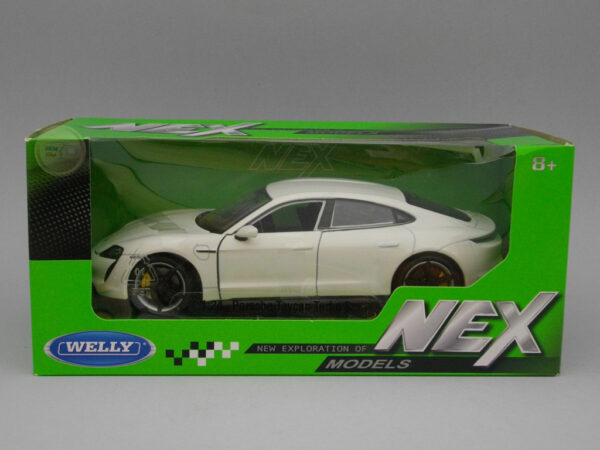 Porsche Taycan Turbo S 1:24 Welly