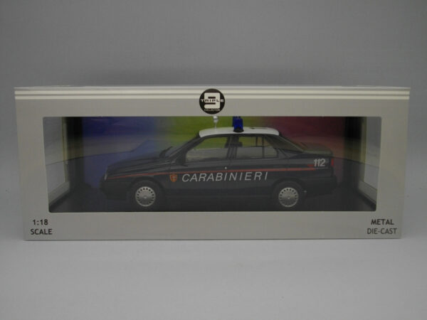 Alfa Romeo 155 (1996) “Carabinieri” 1:18 Triple9