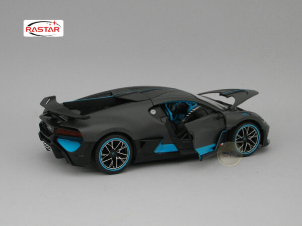 Bugatti Divo 1:24 Rastar