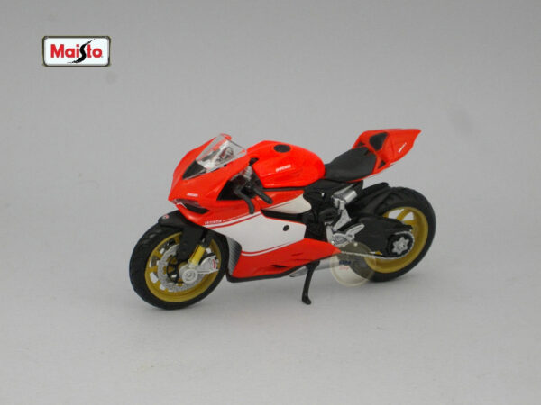 Ducati 1199 Superleggera (2014) 1:18 Maisto