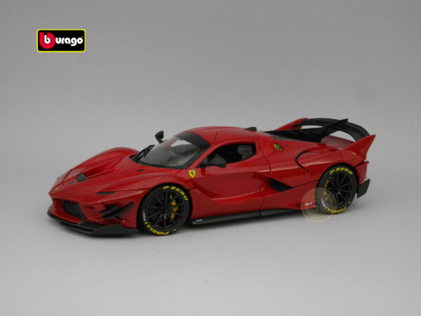 Ferrari FXX-K EVO Hybrid 6.3 V12 1:18 Burago