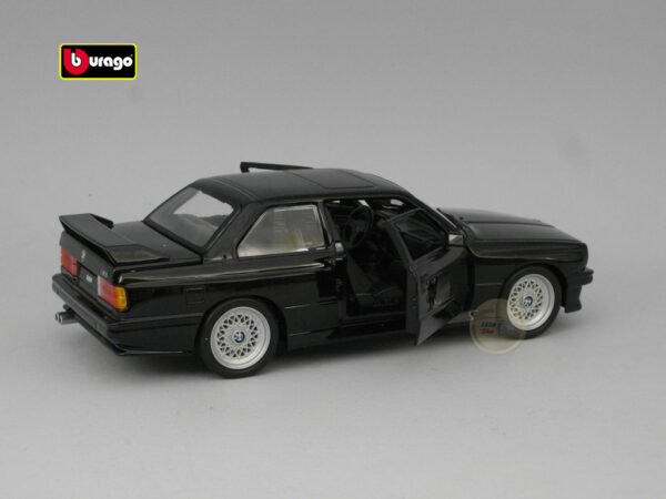 BMW M3 (1988) 1:24 Burago