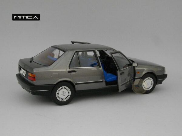 Fiat Croma 2.5 TD (1985) 1:18 Mitica Diecast