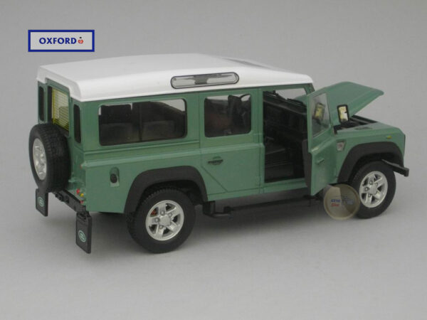 Land Rover Defender 1:24 Oxford