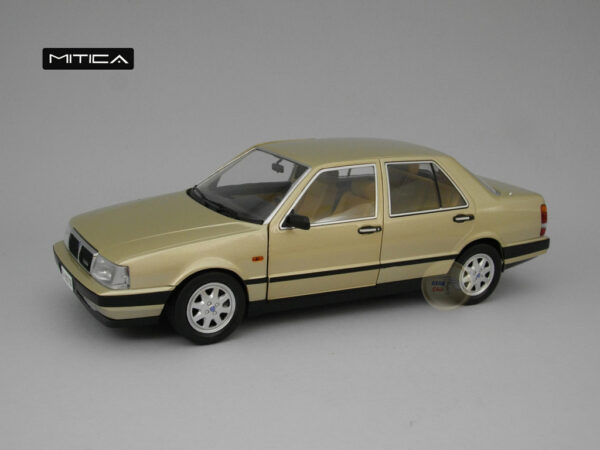 Lancia Thema Turbo 16V LX (1991) 1:18 Mitica Diecast