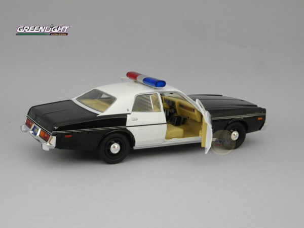 Plymouth Fury (1977) 1:24 Greenlight