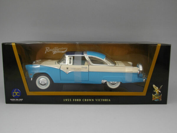 Ford Crown Victoria (1955) 1:18 Lucky Diecast