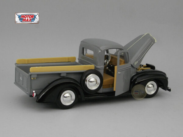 Ford Jailbar Pick-up (1942) 1:24 Motormax