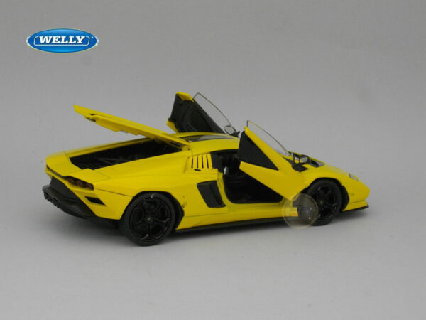 Lamborghini Countach LP 800-4 1:24 Welly