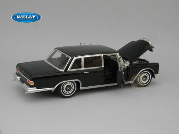 Mercedes-Benz 600 (1963) 1:24 Welly