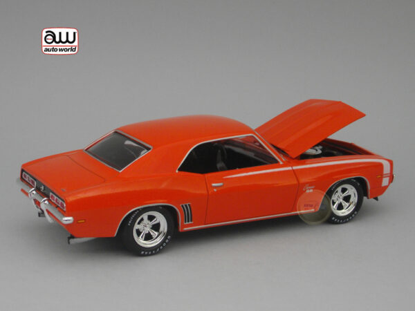 Chevrolet Camaro SS Custom (1969) 1:24 Auto World