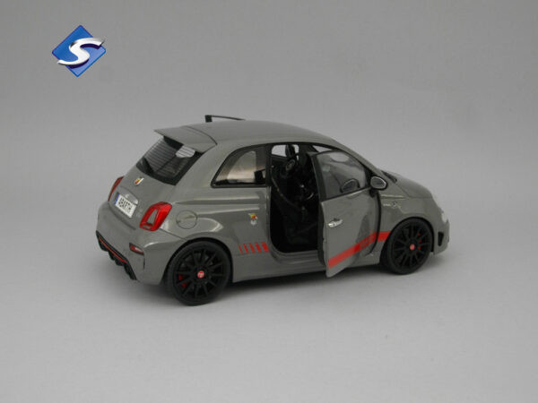 Fiat 695 Abarth XSR (2022) 1:18 Solido